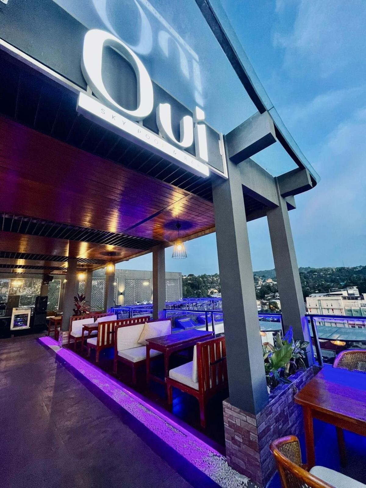 Golden Palace Hotel Batu Merah Экстерьер фото